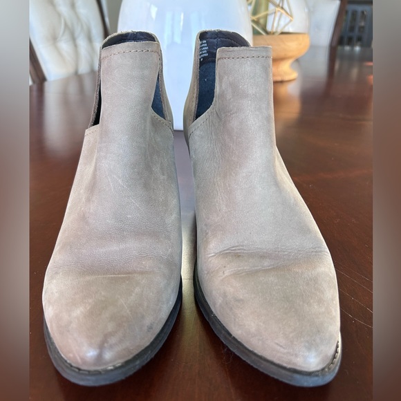 Steve Madden booties - Picture 10 of 10